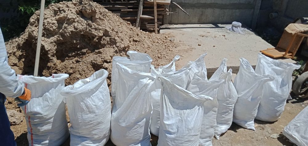 Продам глины в мешках