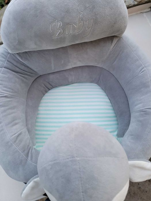 Бебешки фотьойл Пингвинче с опора – като нов