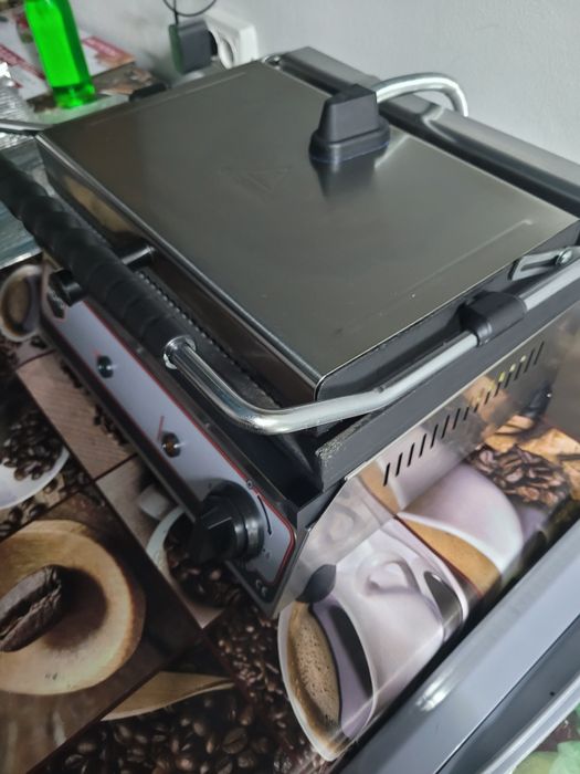 Продам электрогриль новый