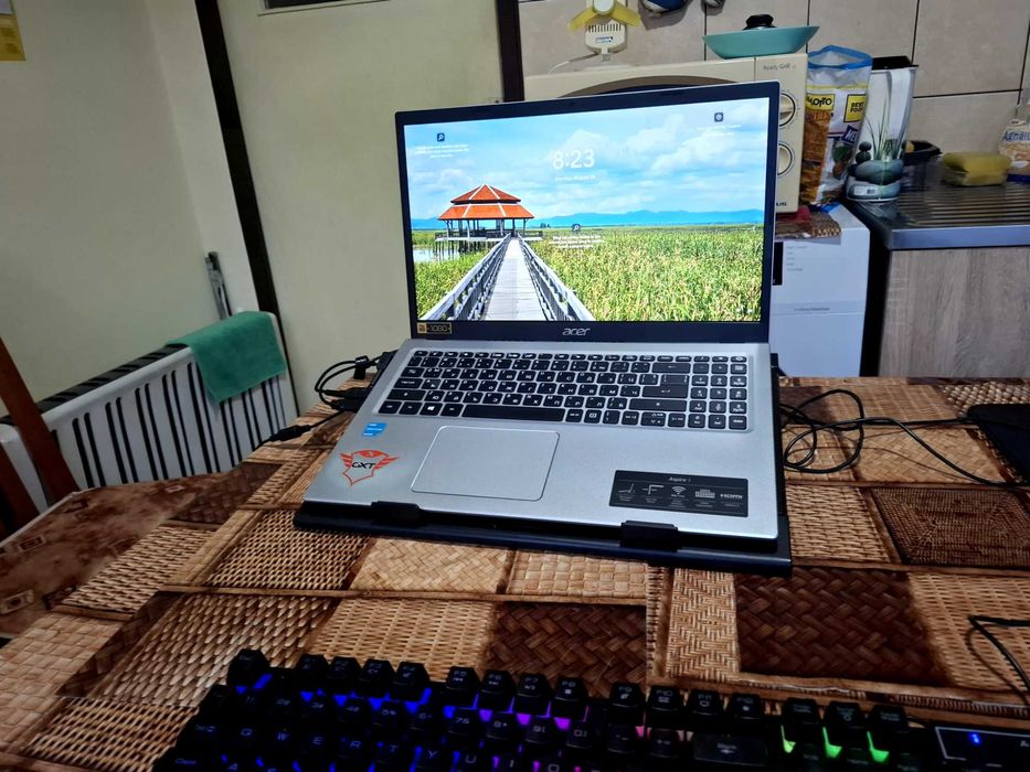 Acer Аspire  домашен лаптоп