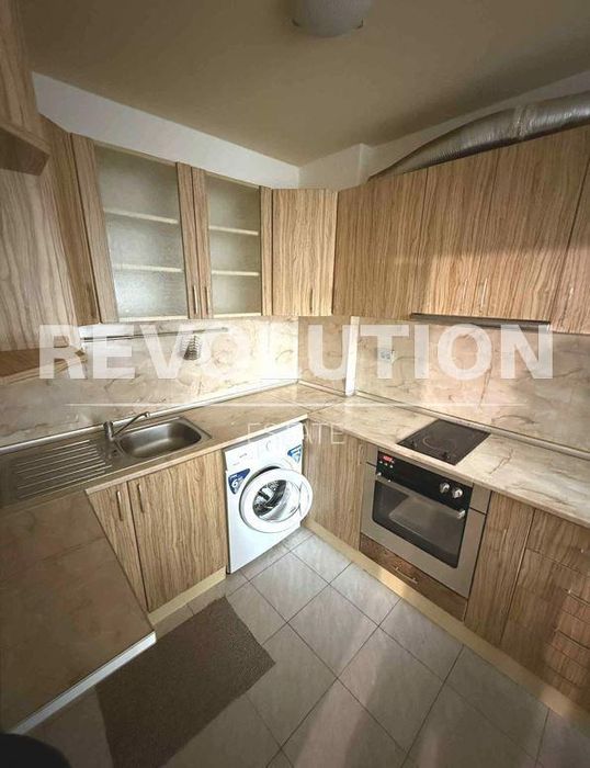 Дава се под наем Етаж от къща в Варна, Трошево - 80 кв.м за 375 € - Снимка #2