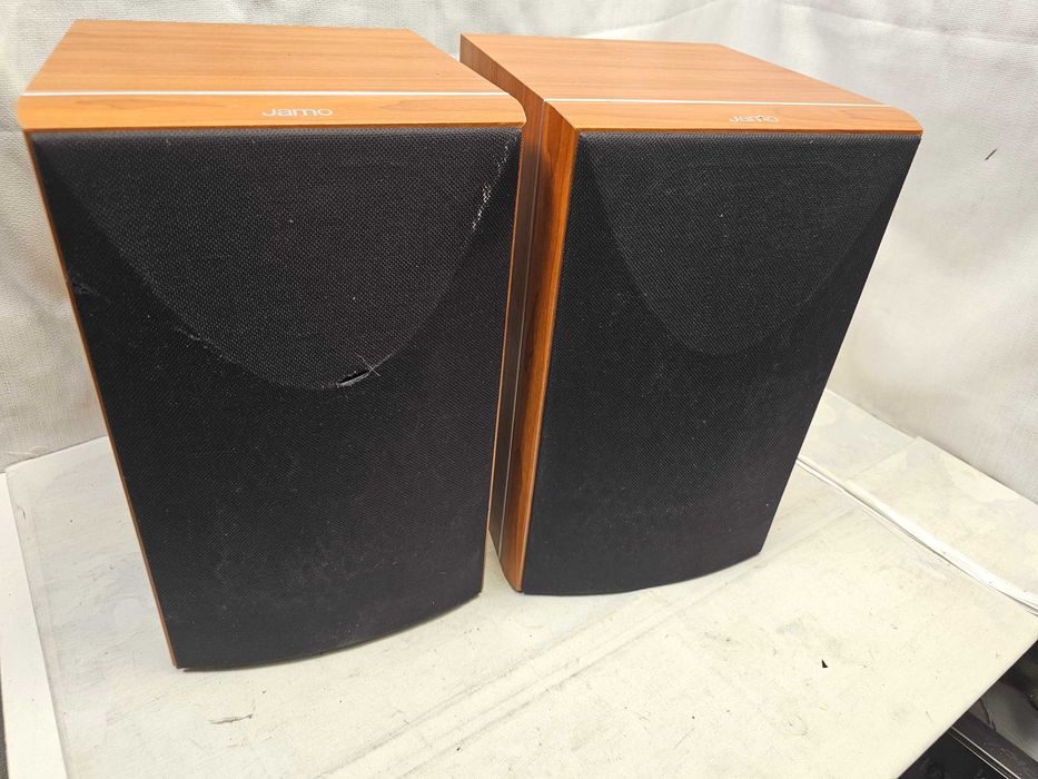 Boxe Raft Jamo E 610 – 100W, Sunet Hi-Fi Danez, Aspect Lemn