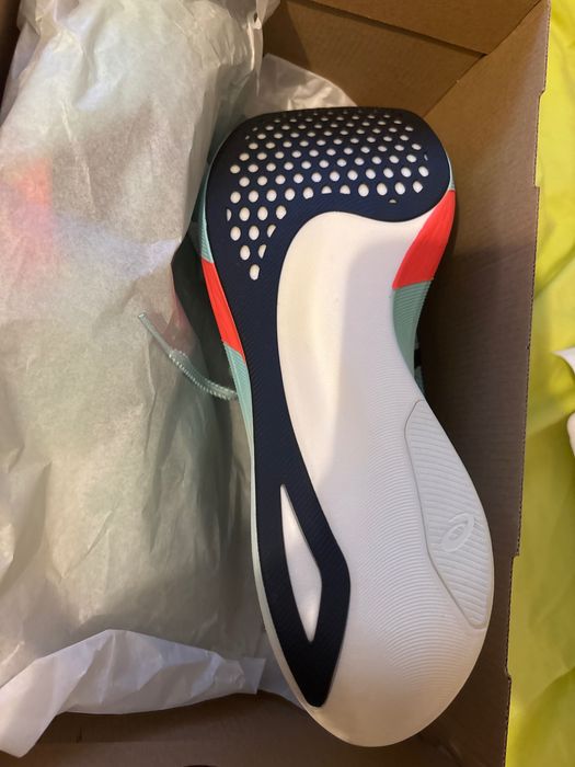 Унисекс маратонки за бягане ASICS METASPEED SKY PARIS