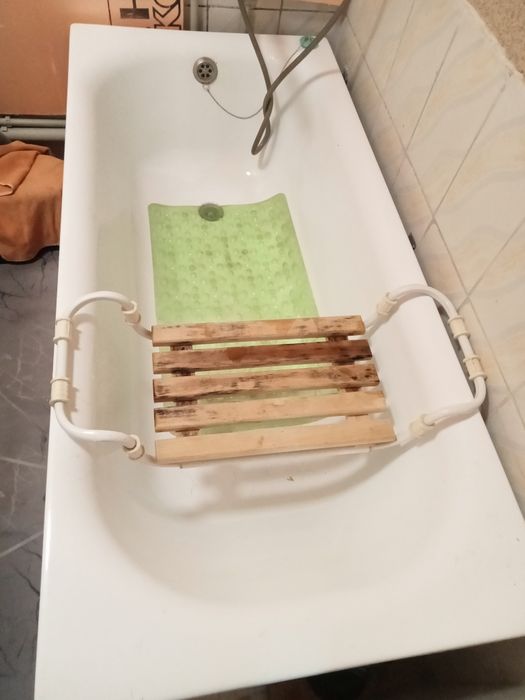 Продам ванную акриловая