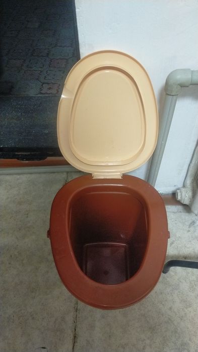 Продам биотуалет переносной