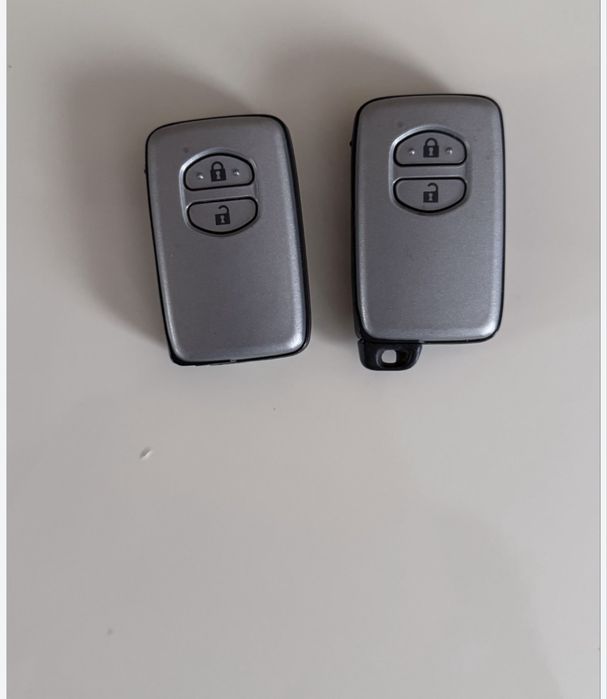 Смарт ключ тайота 200