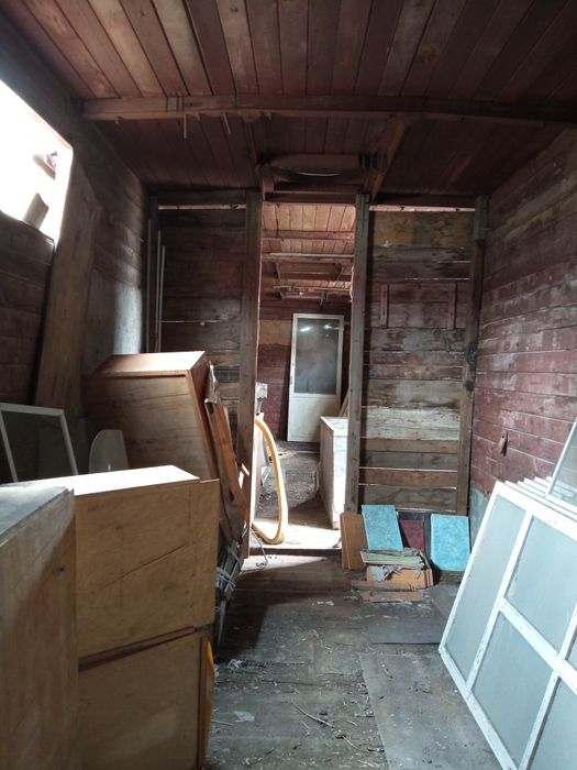 Продам вагон узкоколейный.