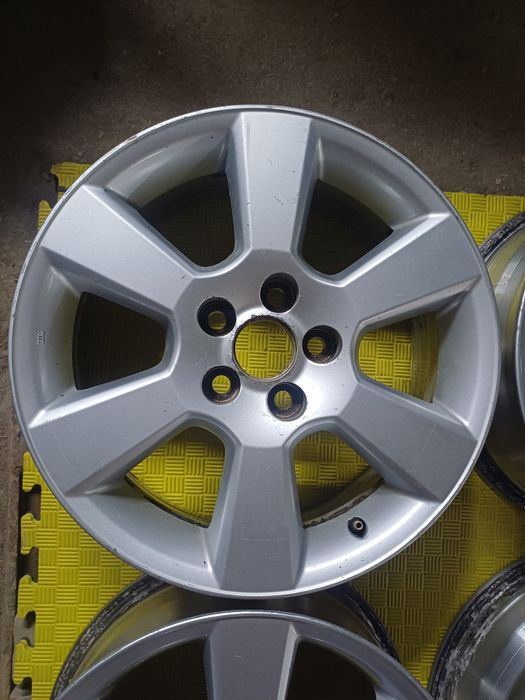 Диски R17  на LEXUS