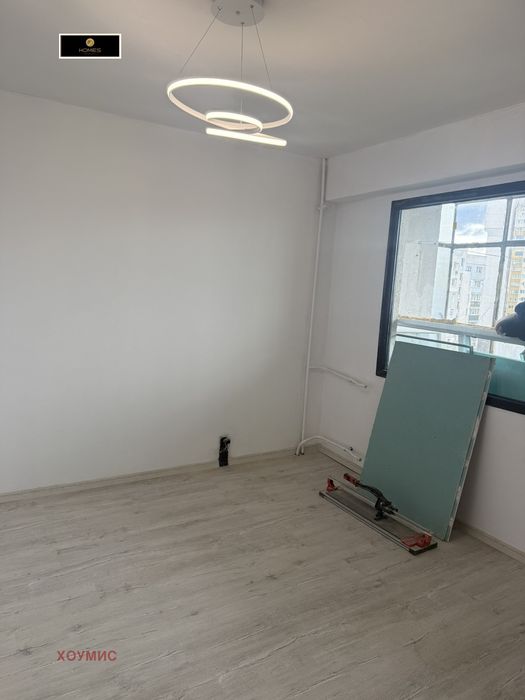Продава се Двустаен апартамент в София, Света Троица - 70 кв.м за 2285 €/кв.м - Снимка #3