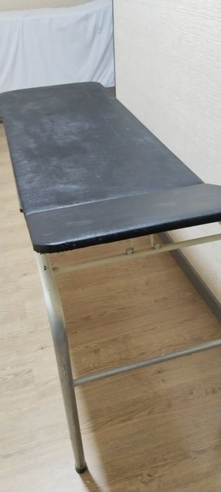 Кушетка для массажа,депиляции б/у