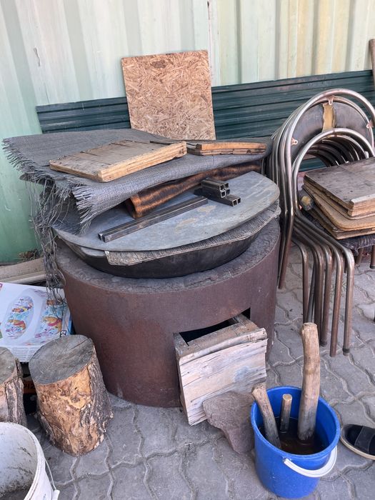 Продам казан с очагом.    В рабочем состояний