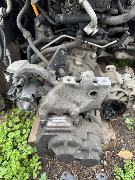 Cutie viteze 6 trepte vw Touran 1.9 BXE