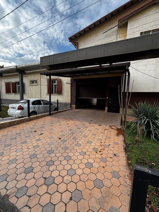 Продаётся дом Мирзо-Улугбекский район Катта Дархан