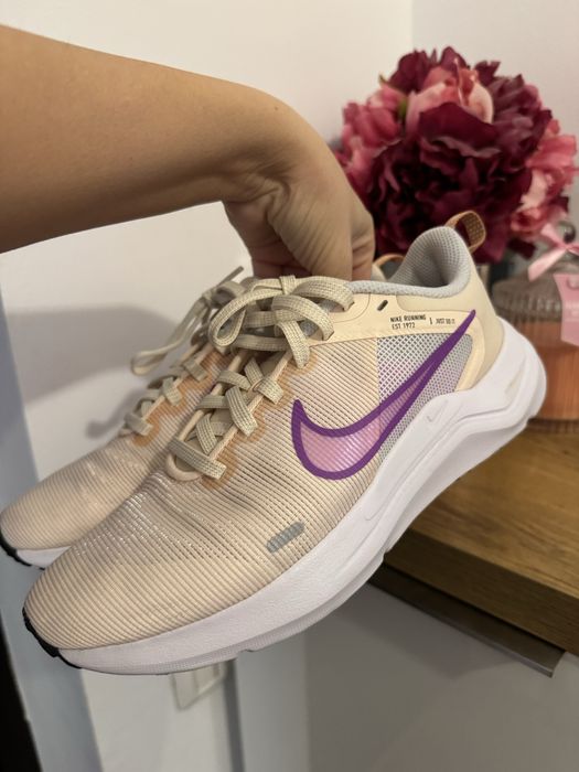 Vand adidasi Nike 36 impecabili ca noi