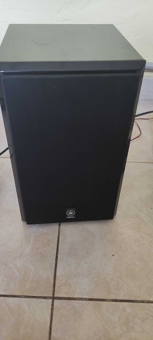 Yamaha RX-E 400 + оригиналните тонколони + Дистанционно