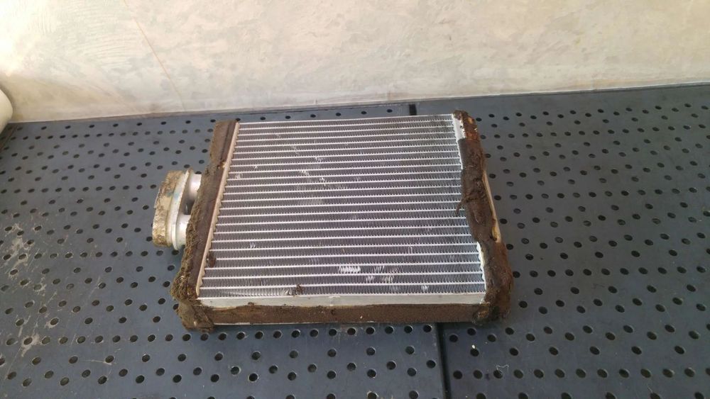 Radiator calorifer incalzire bord vw polo 9n 6q0819031