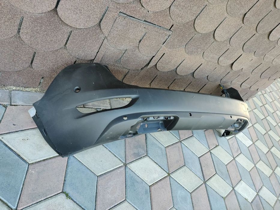 Bara spate NOUA cu gauri de senzori Peugeot 5008 II 1636404280