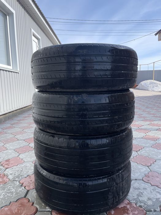 Шины летние 215/55/17