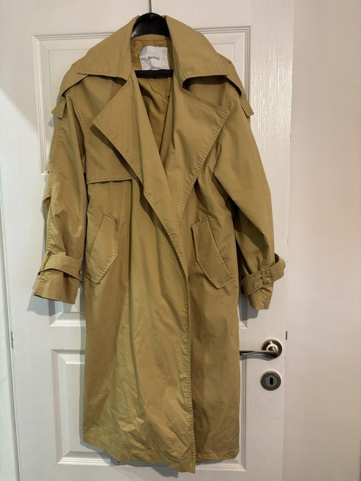 Разпродажба! Есен сака,тренчкот, бомбър