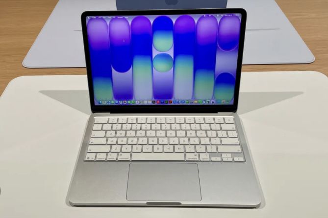 Продам Мас Вook Neo 512 gb silver