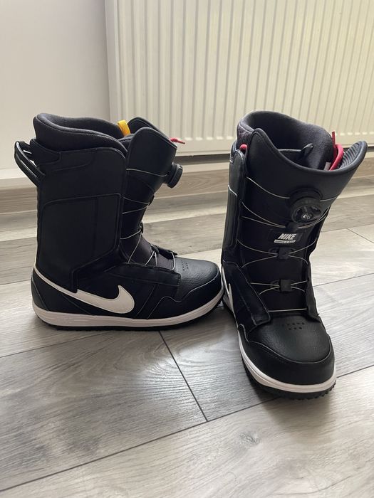 Nike vapen boa snowboard boots black white
