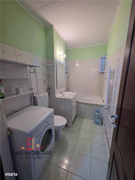 Apartament 2 camere, hol patrat, Dambu, bloc izolat, etaj 9\10, lift