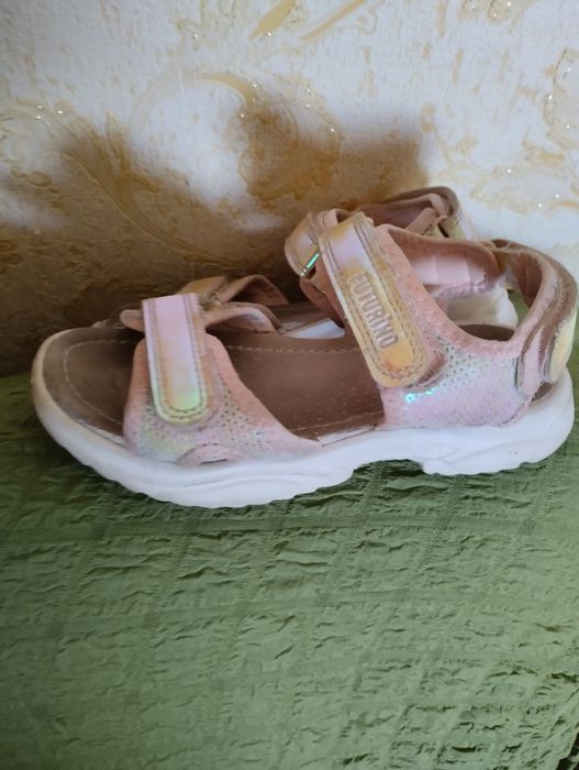 Обувь для девочки