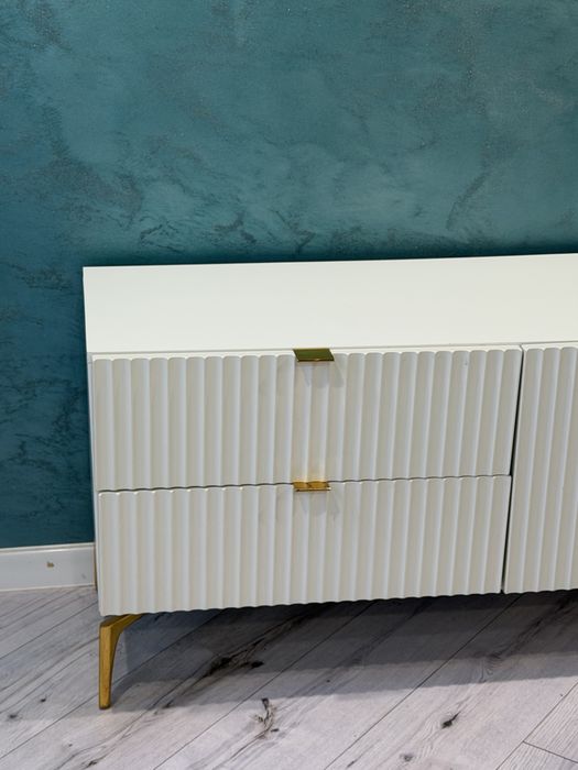 Comodă / mobilier Mobexpert  – 900€
