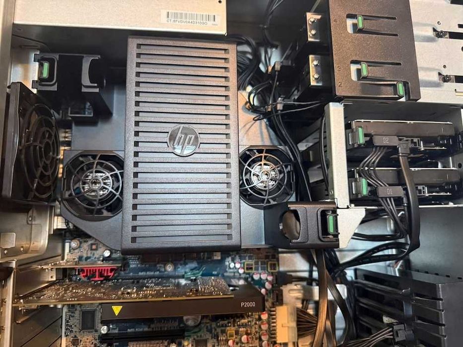Workstation HP Z440 | Hexa E5-1650 v4 3.6GHz | 64GB DDR4 ECC | Nvidia Quadro P2000 5GB GDDR5 | 256GB SSD | 4x2TB HDD | Bonus Monitor Dell U2515h