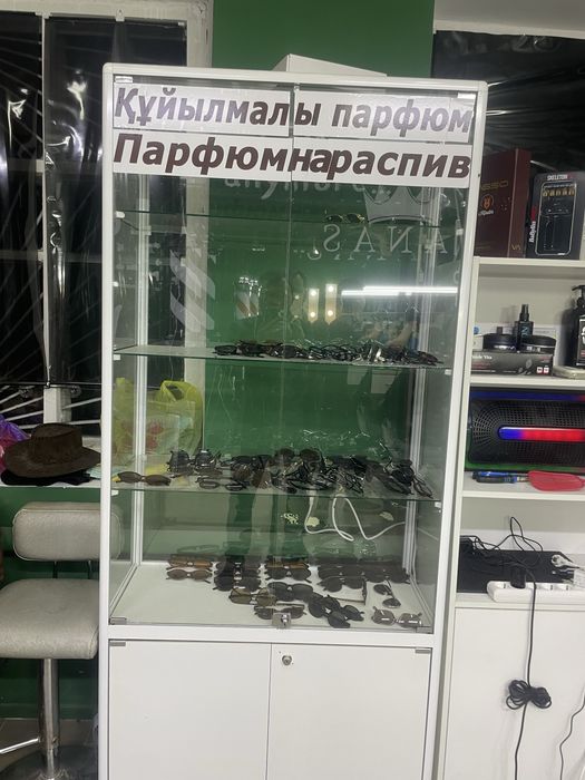 продам стеллаж стеклянная