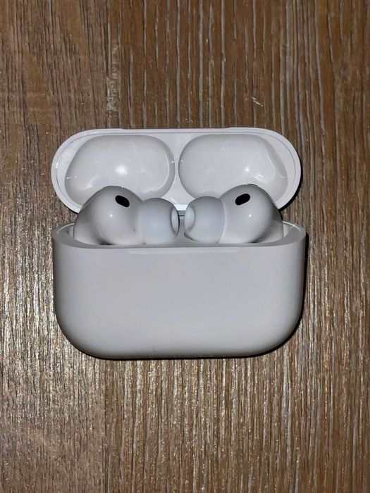 AirPods Pro 3 cu factură