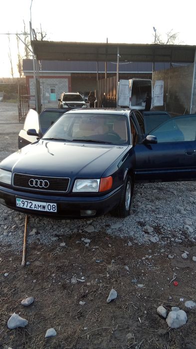 Audi rs4 1993год ...