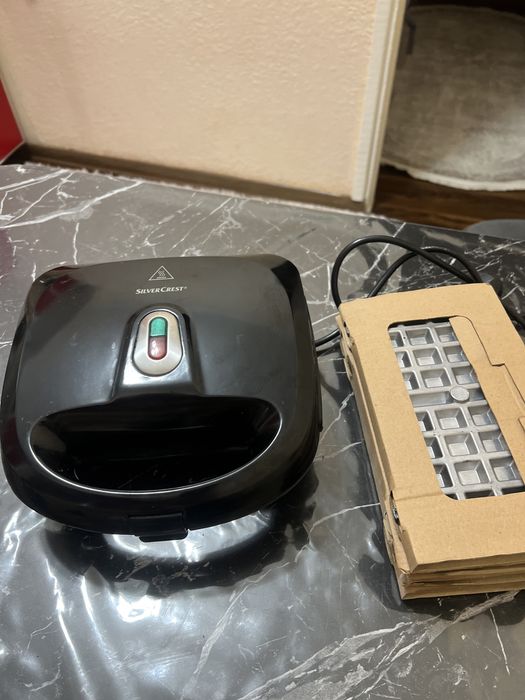 Продам тостерницу!!