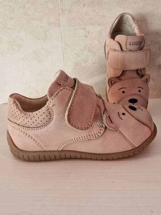 Обувки за малки госпожички