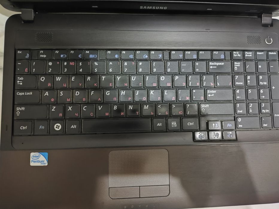 Ноутбук Samsung R540/