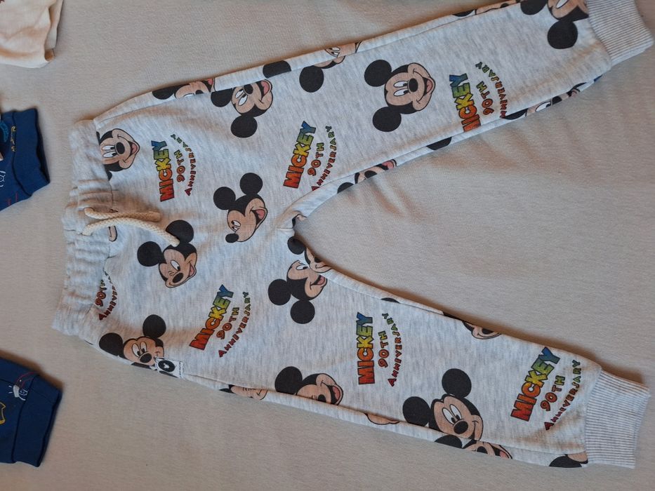 Нови дрешки за детенце до 4 години .