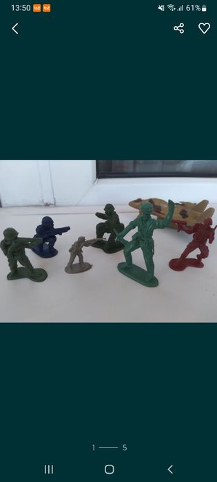 Фигурки солдатиков