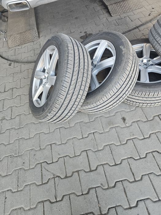 Jante volvo r19 cu anvelope pirelli scorpion