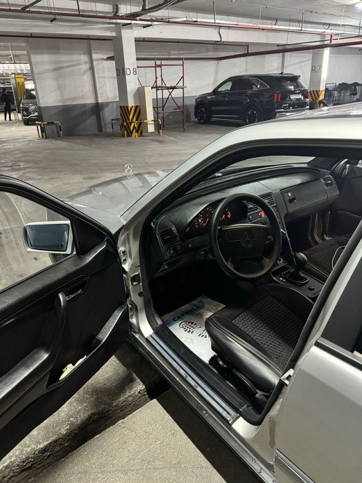 Mercedes benz W202 (М111 1.8L)/Метан/Бензин