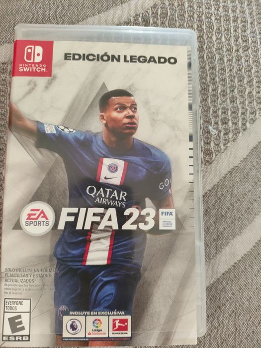 Продам нинтендо свич с игрой фк 23