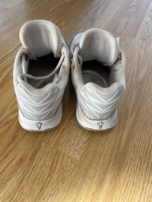 Adidasi tenis Babolat albi ,34.