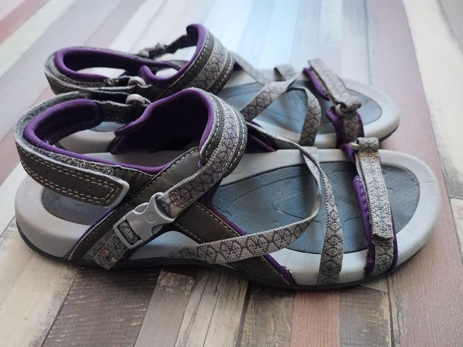 Дамски сандали Hi -Tec 41