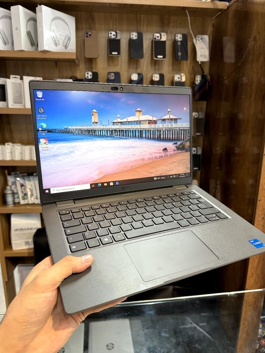 Notebook ips sensor yangi  bilan bir xil