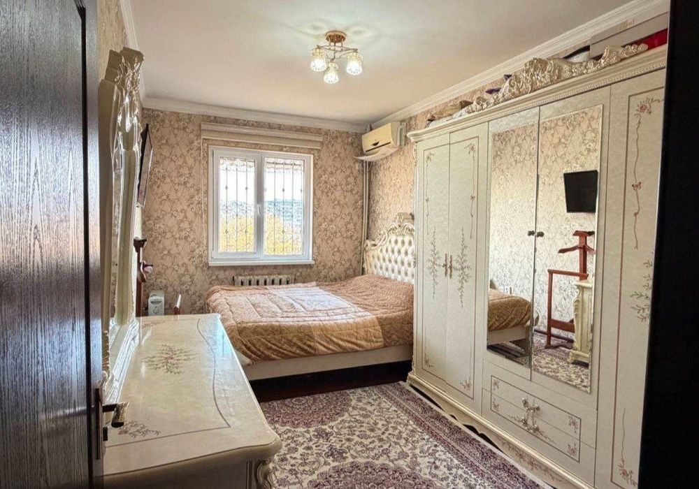 Продается квартира Юнусобад 13кв 2/7/9