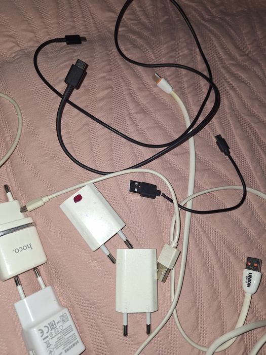 Продам зарядное устройство