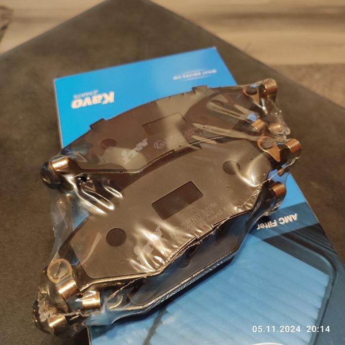 Продавам филтри и накладки