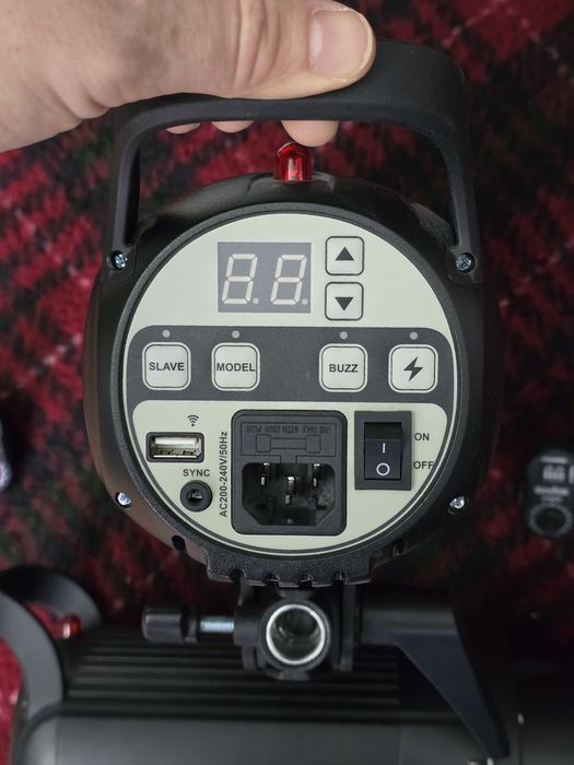 Godox SK400 комплект – 2 студийни светкавици + тригер