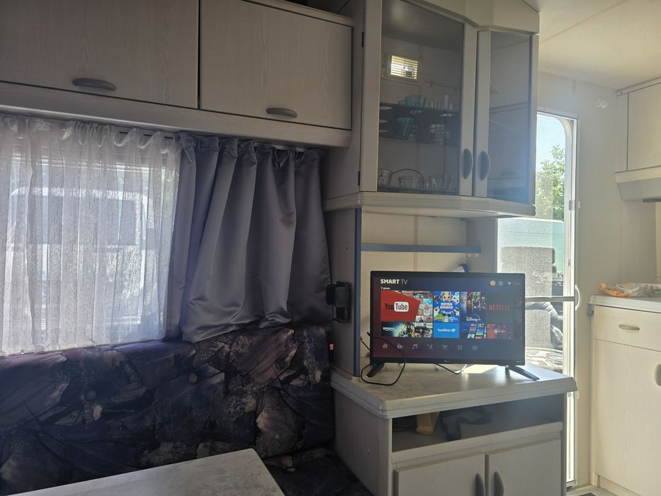 каравана хоби 380
