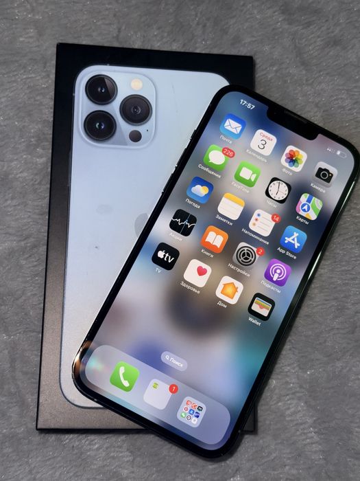 Продам iphone 13 pro max с коробкой