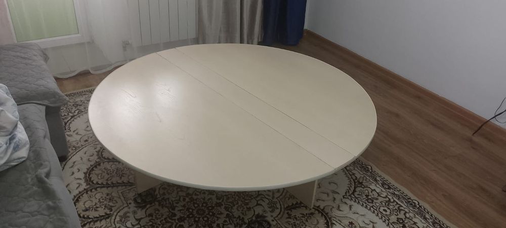 Стол круглый 12 мест